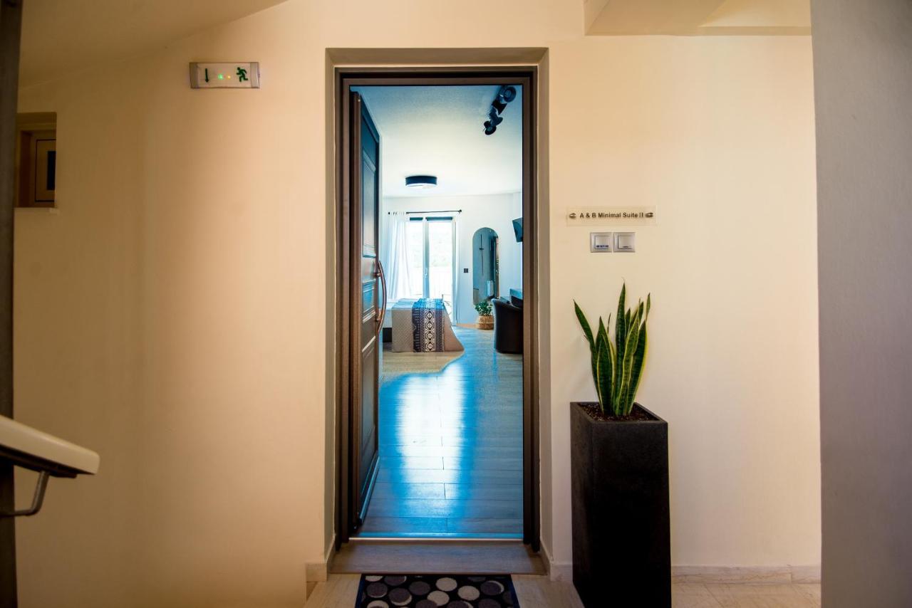 A & B Minimal Suite Ιι With Sea View In Argostoli ภายนอก รูปภาพ