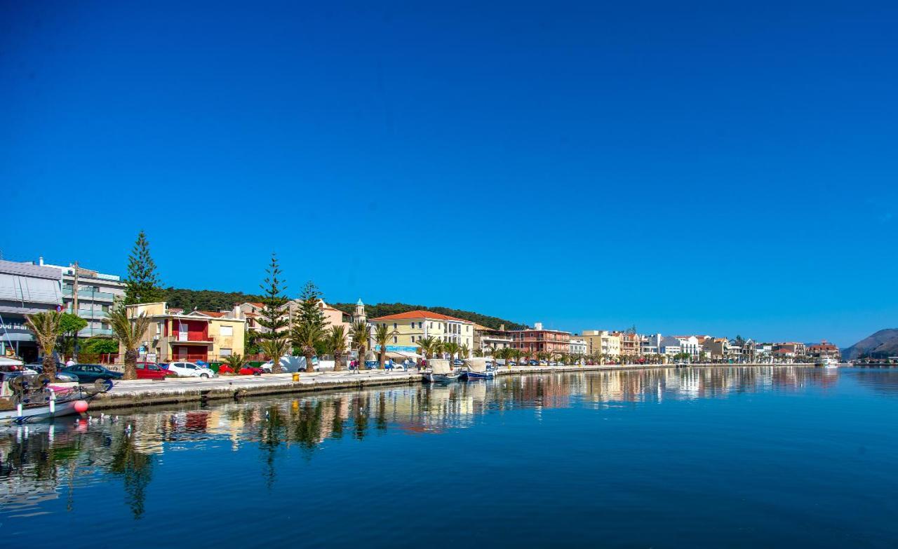 A & B Minimal Suite Ιι With Sea View In Argostoli ภายนอก รูปภาพ