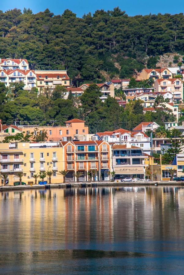 A & B Minimal Suite Ιι With Sea View In Argostoli ภายนอก รูปภาพ